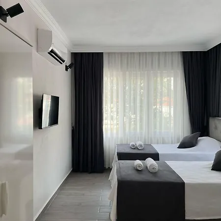Lilia Homes